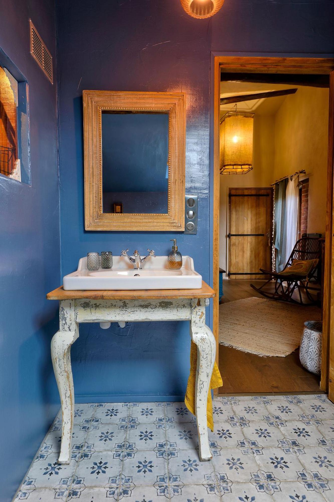 La Gourmandine Hotel Courry Bagian luar foto