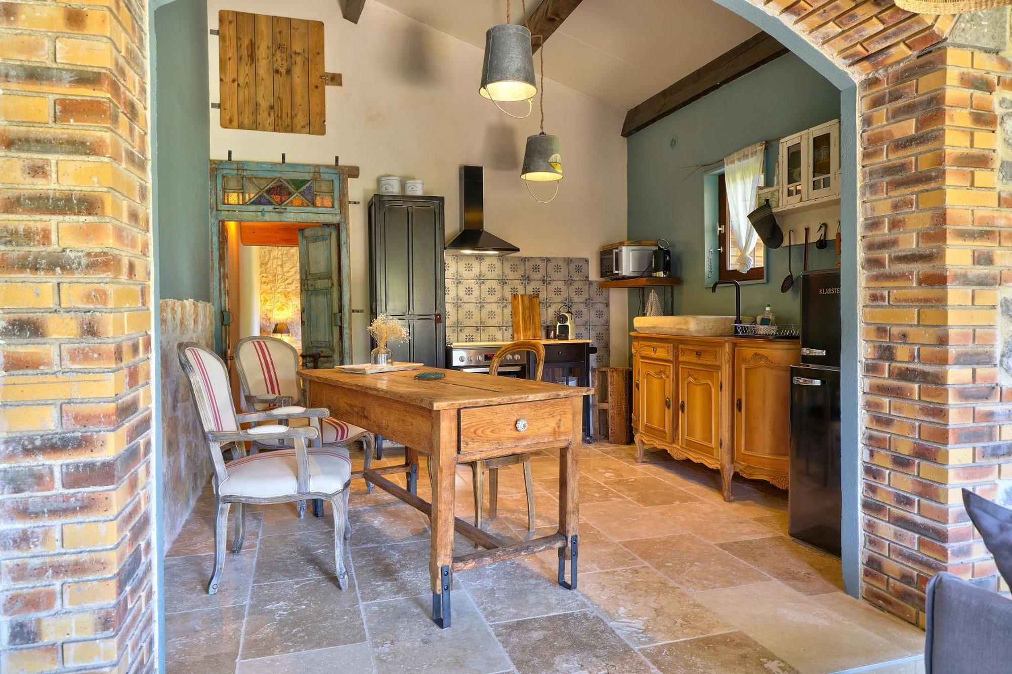 La Gourmandine Hotel Courry Bagian luar foto